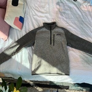 Patagonia Heather gray “Better Sweater 1/4 Zip Fleece” Mens XS. Like new